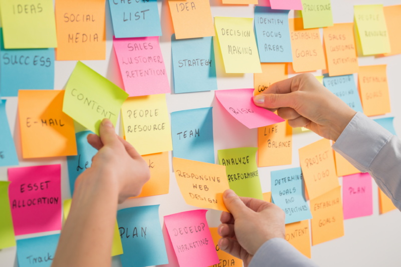 Brainstorming-concepts.-627098856_5760x3840
