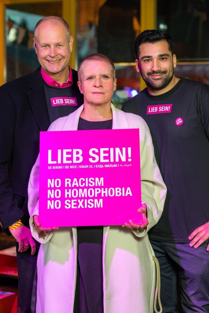 PPP-Modell-BID-Reeperbahn+-Hamburg-Aktion-lieb-sein Julia Staron vom BID Reeperbahn+ promotet die Aktion Lieb sein!