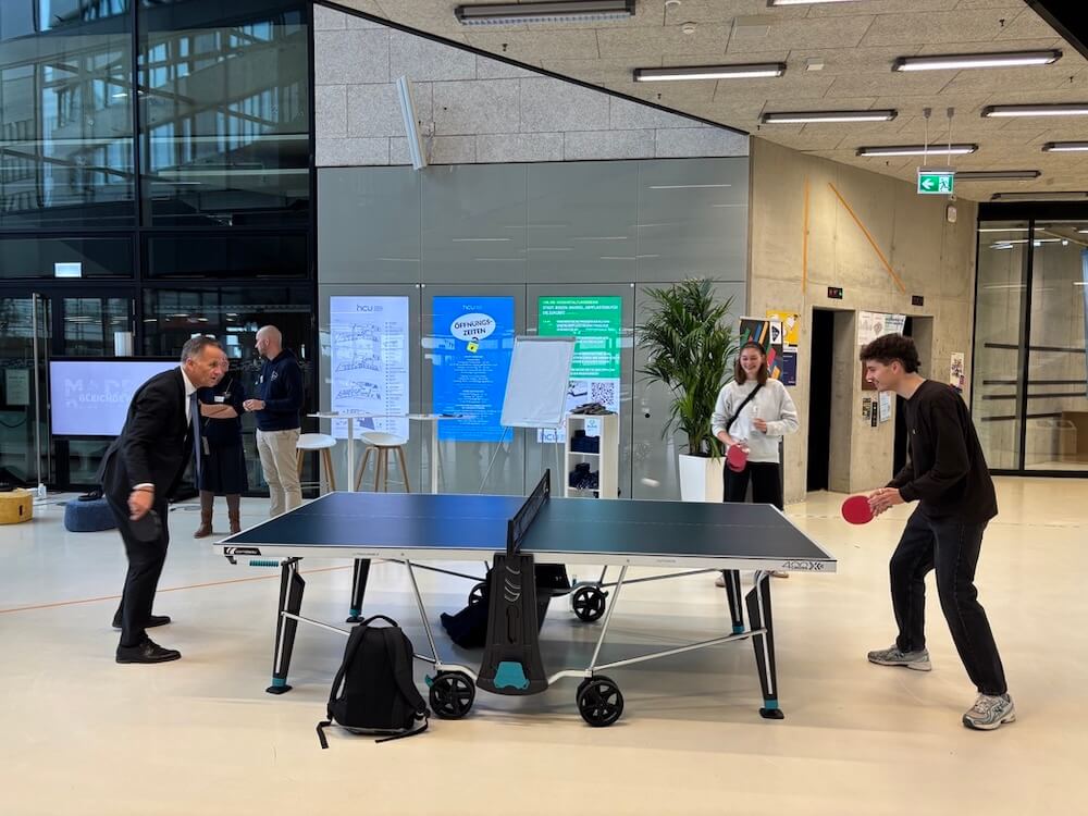 christoph-holstein-at-opening-event-olympics-hamburg-stadtmanufaktur