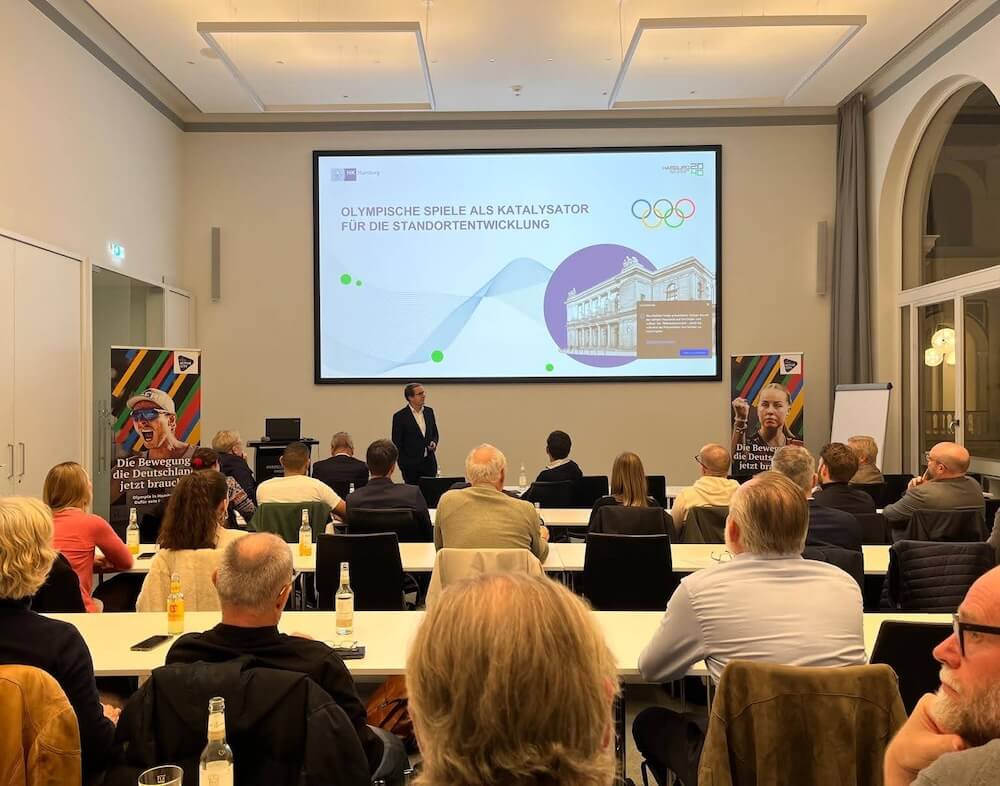 Impulsvortrag von Dr. Malte Heyne, Hauptgeschäftsführer der Handelskammer Hamburger, über Olympia in Hamburg