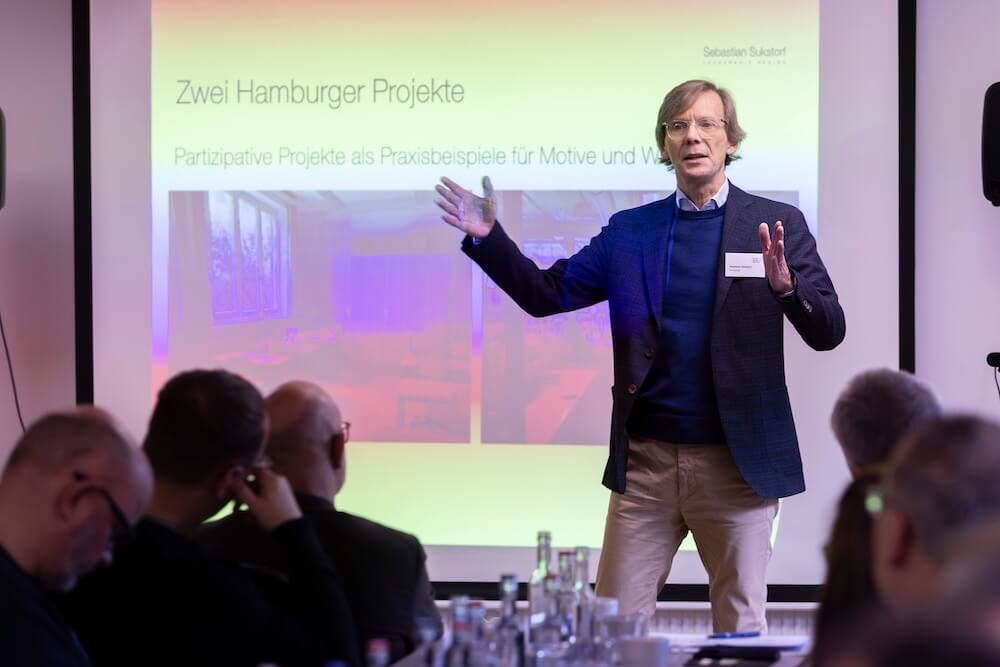 HR expert Sebastian Sukstorf during his keynote speech