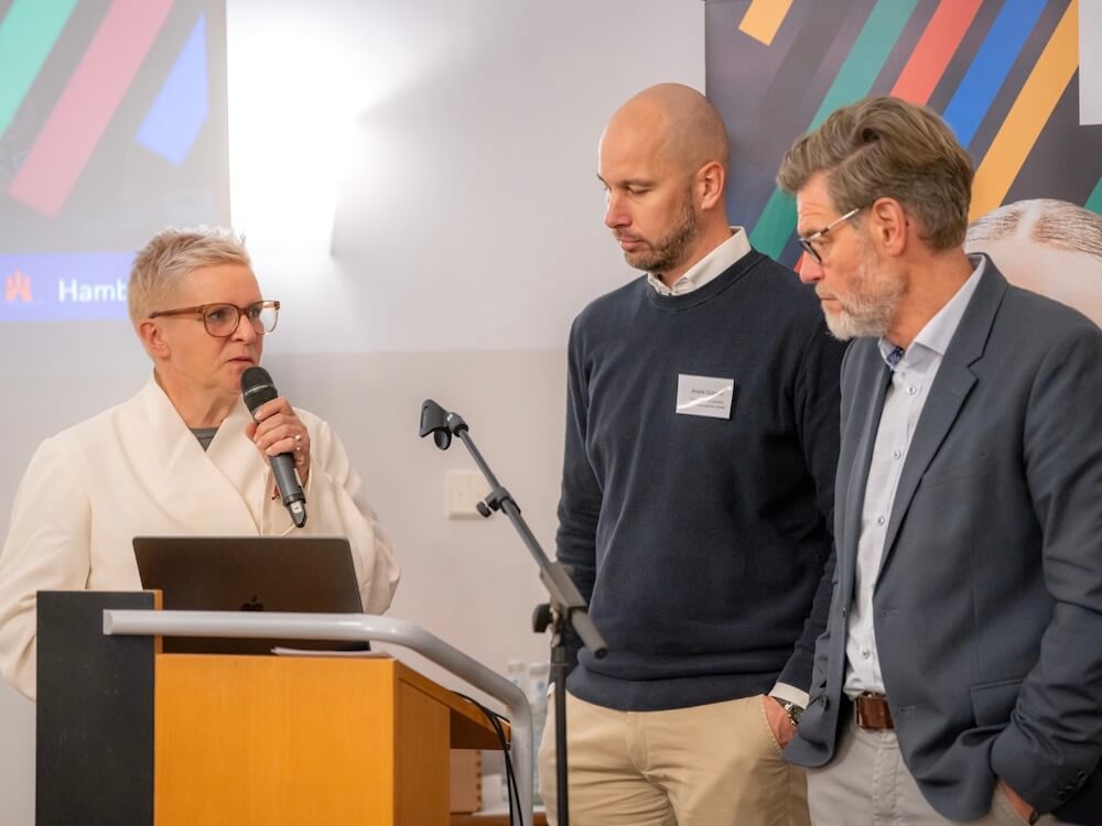 julia-staron-hamburg-speaker-coach-mediator-credit-muhme-photography-3 Julia Staron interviewt zwei Experten zu Olympia in Hamburg