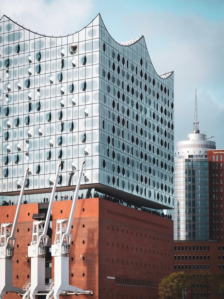 Elbphilharmonie im Hamburger Hafen