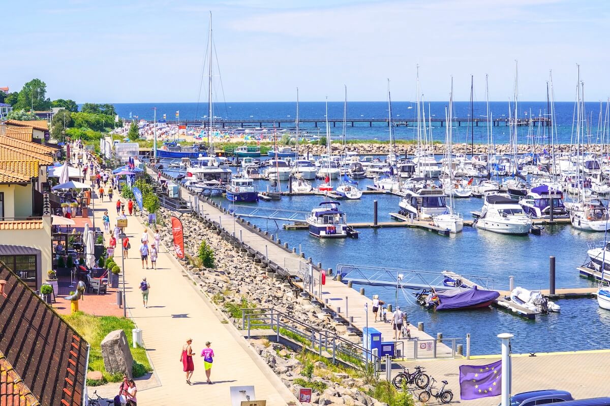 Blick auf den Hafen von Kühlungsborn